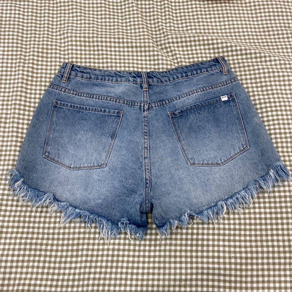 Sisstrevolution Salt Lovin Denim Short NWT - Picture 4 of 6